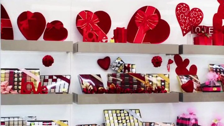 Support local businesses with these last-minute Valentines Day gifts for your sweetheart