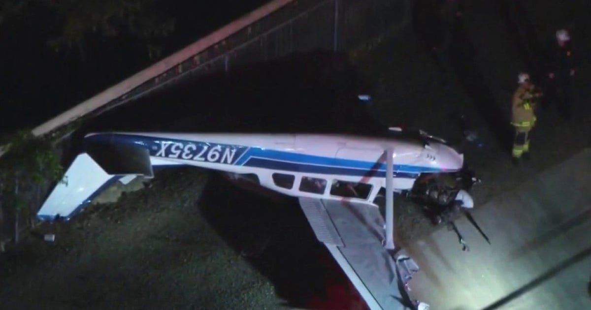 Small plane crashes in Camarillo; 2 hospitalized