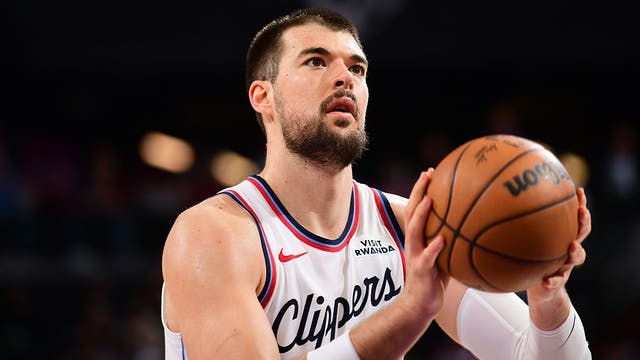 Clippers big man Ivica Zubac traded to Indiana Pacers: report