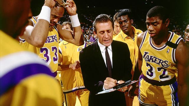 ‘Showtime’ architect Pat Riley to be honored with Lakers statue