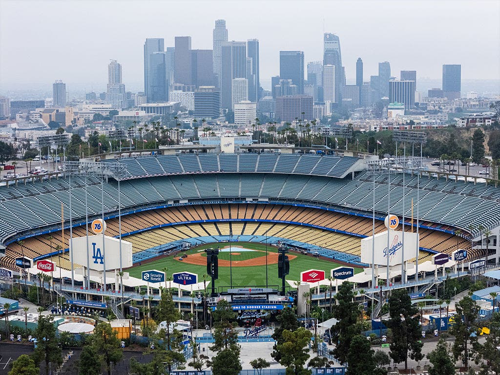 Dodgers reach historic field naming rights deal with Uniqlo: report