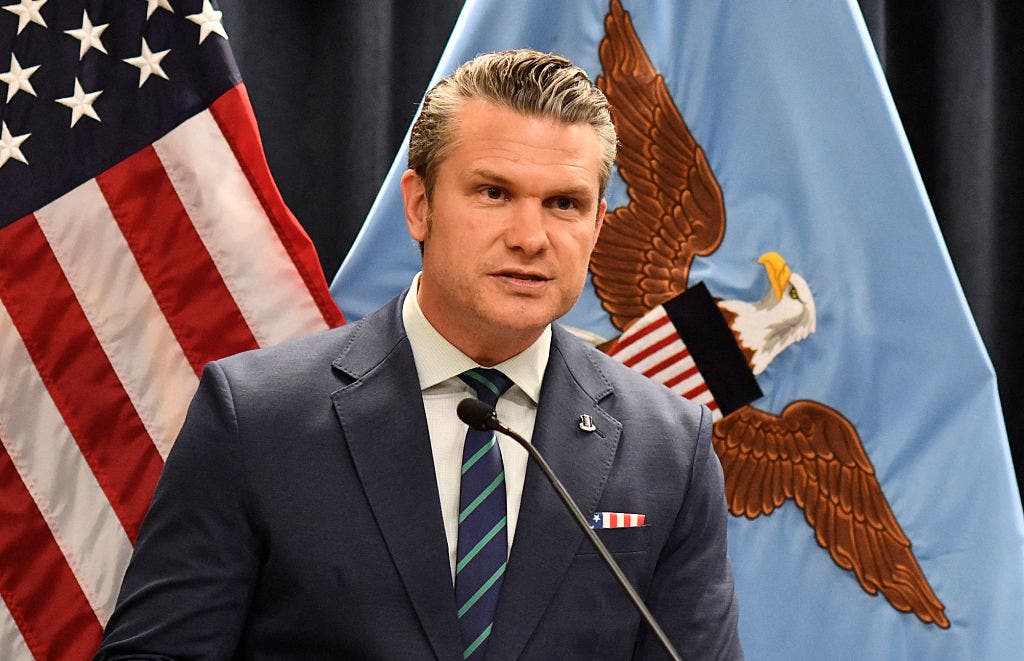 Pentagon bans photographers over 'unflattering' photos of Pete Hegseth: report