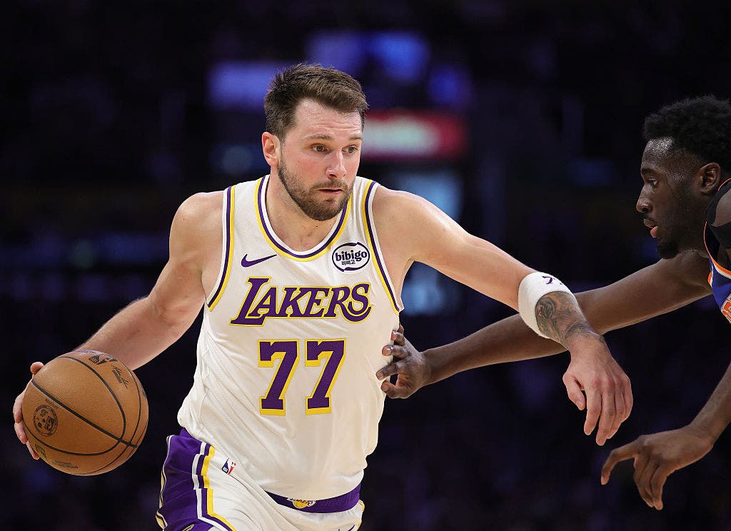 Luka Doncic fined $50K for 'unprofessional' gesture toward ref in Lakers win