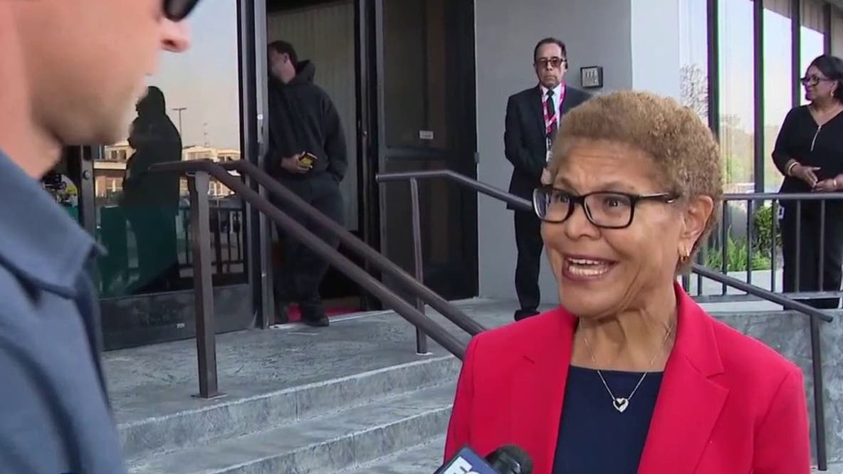 Mayor Karen Bass opens mental health center in Chinatown, calls it key step in tackling homelessness