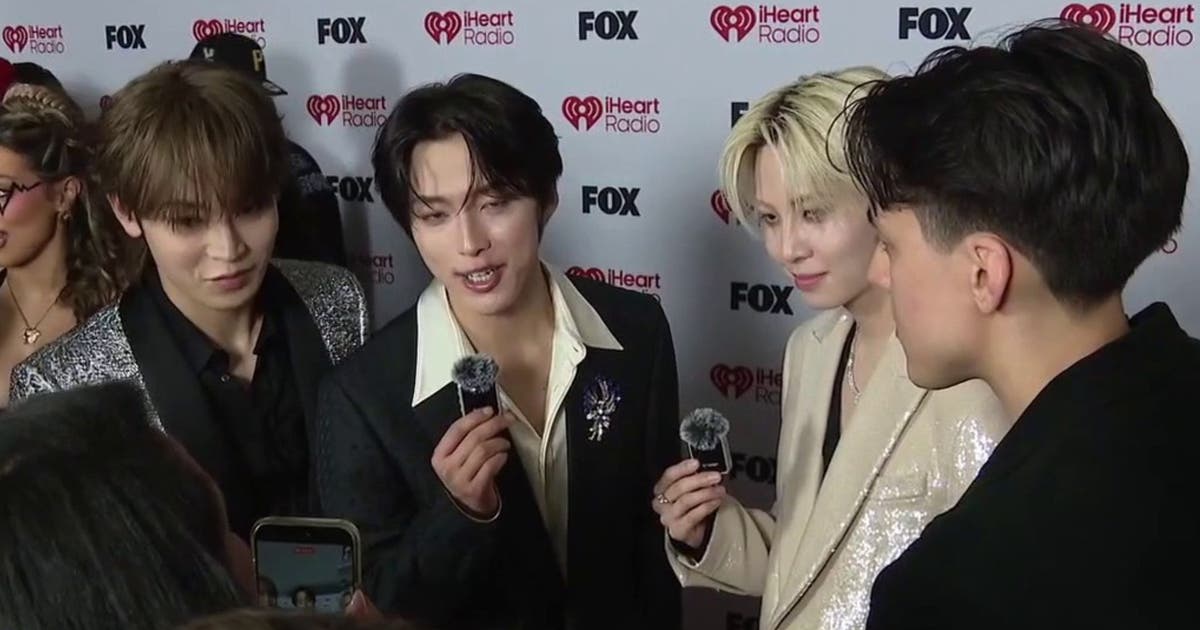 Stars fill the red carpet for iHeartRadio Music Awards