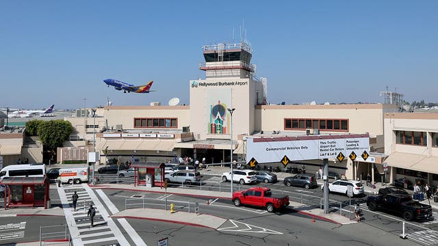 Passengers report aborted landing at Hollywood Burbank Airport; the latest in series of near-misses