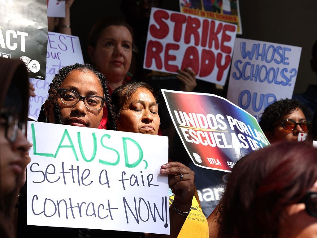 LAUSD, unions enter critical mediation as Tuesday strike threat looms