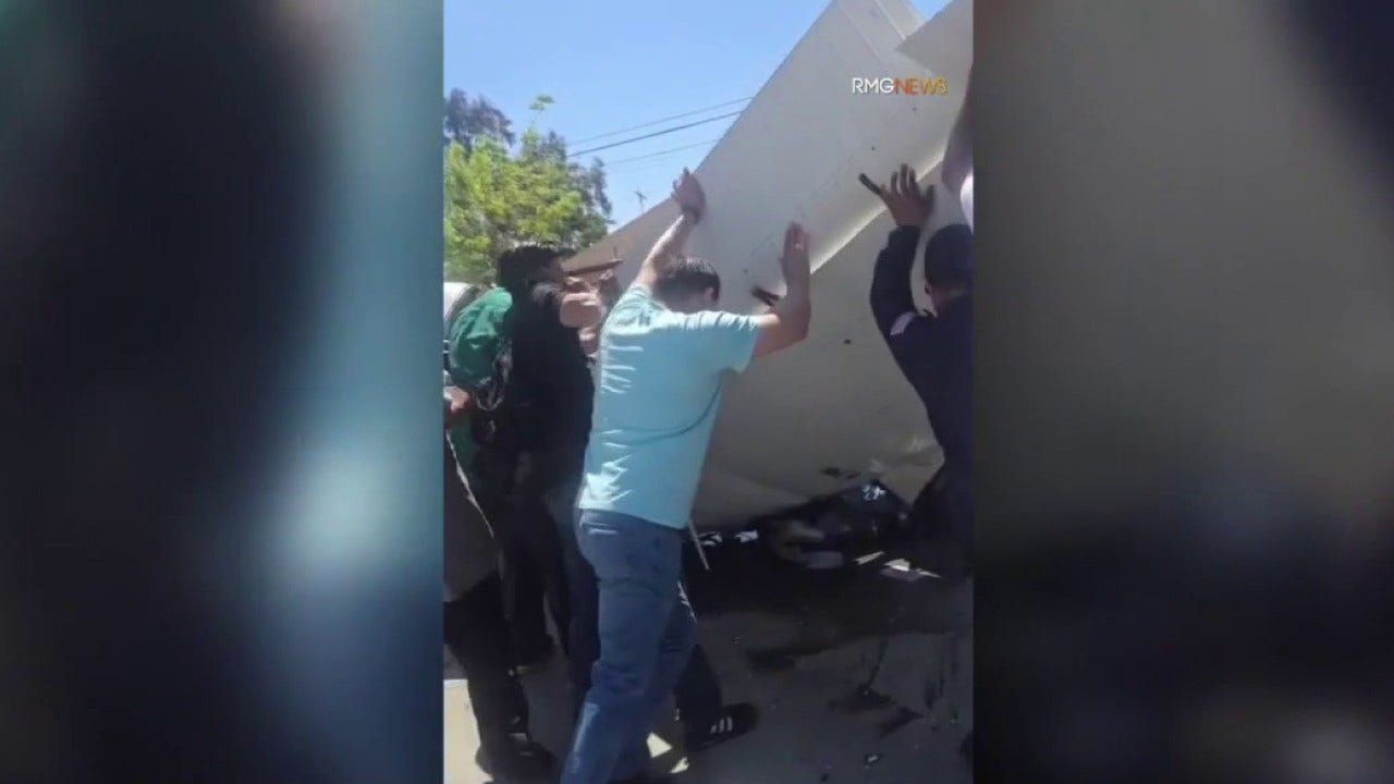 Good Samaritans rush to rescue pilot after Pacoima small plane crash