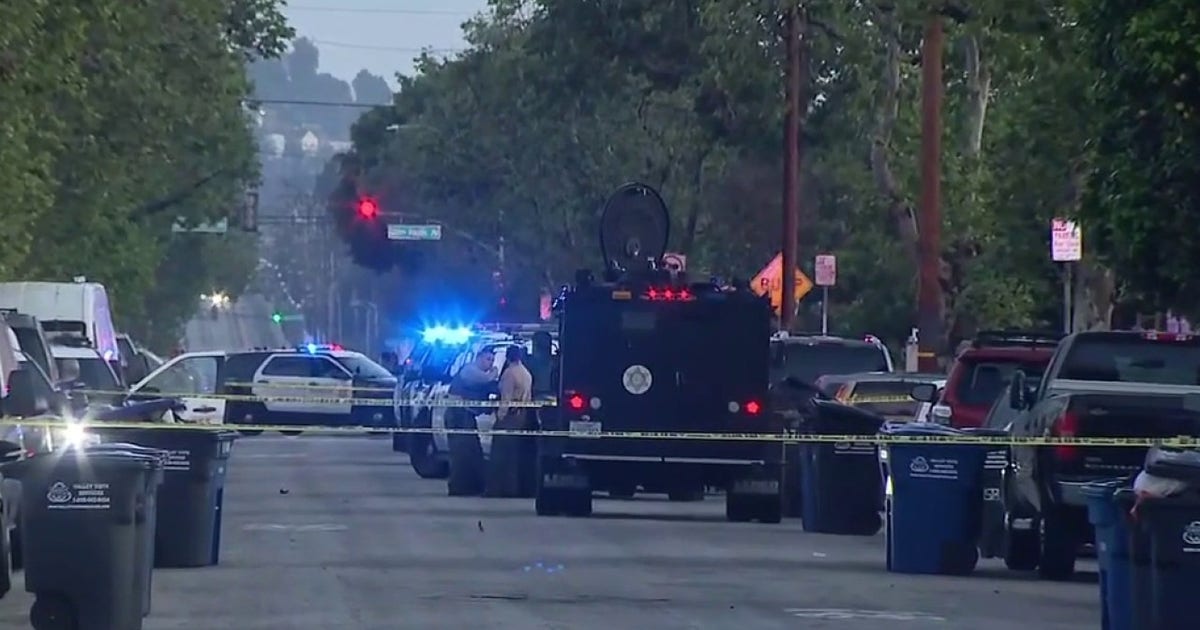 Suspect dead after LASD deputies ambushed in East Los Angeles | FOX 11 ...