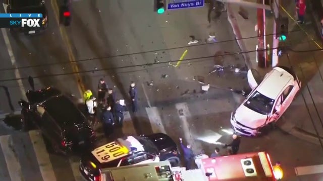 6 injured in Panorama City crash