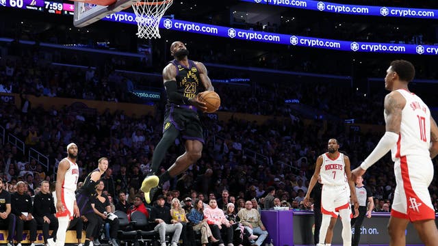 Lakers hold off Kevin Durant, Rockets in Game 2 win; LA now leads best-of-7 series 2-0