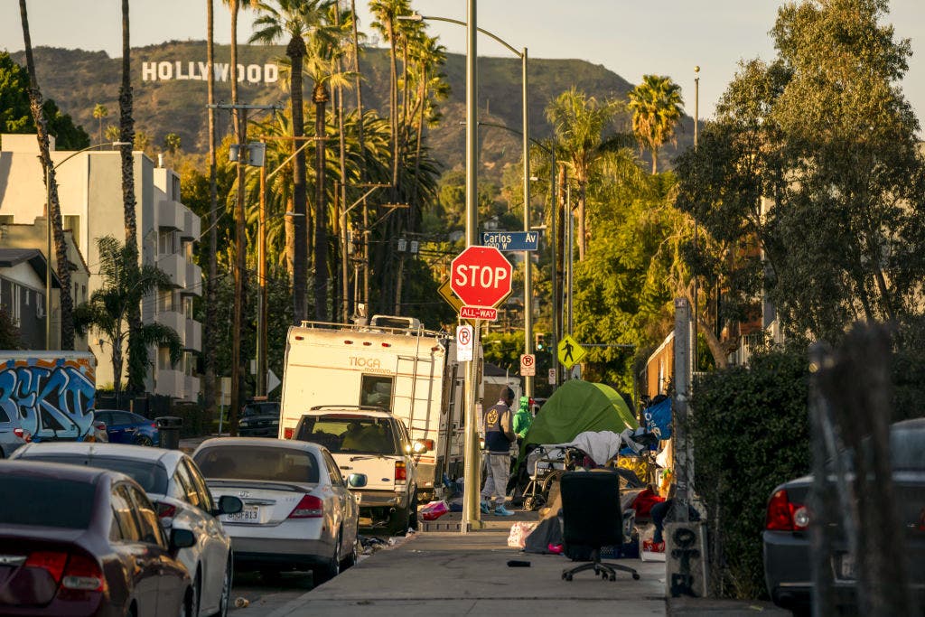 Hollywood group conducts independent homeless count amid concerns over LA tally