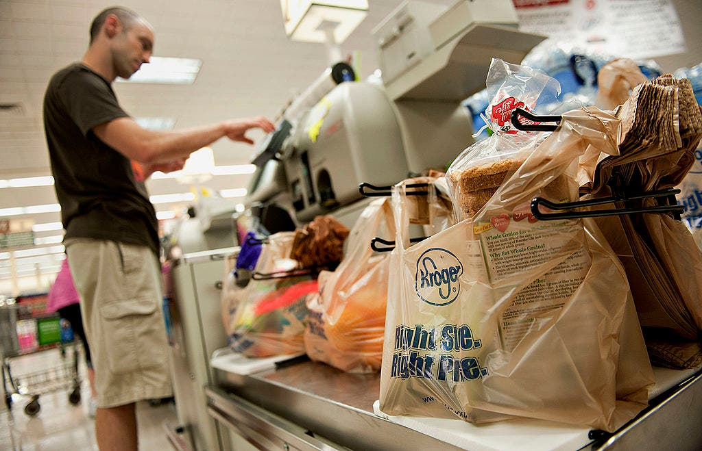 Santa Ana votes to restrict fully automated self-checkouts: What to know