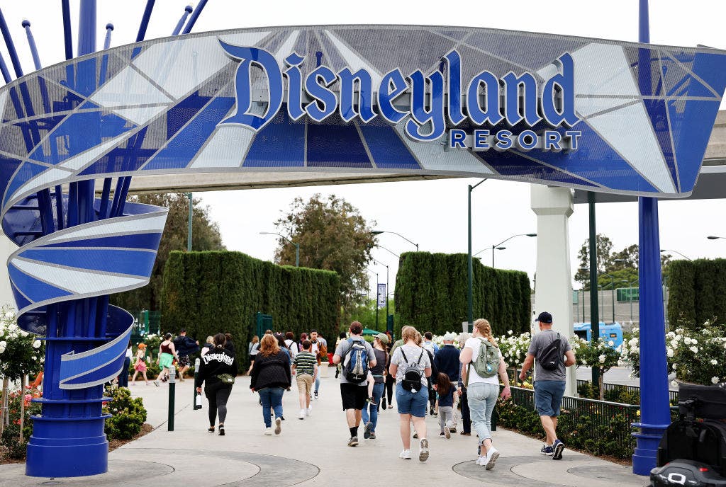 Disneyland announces major park hopping policy change