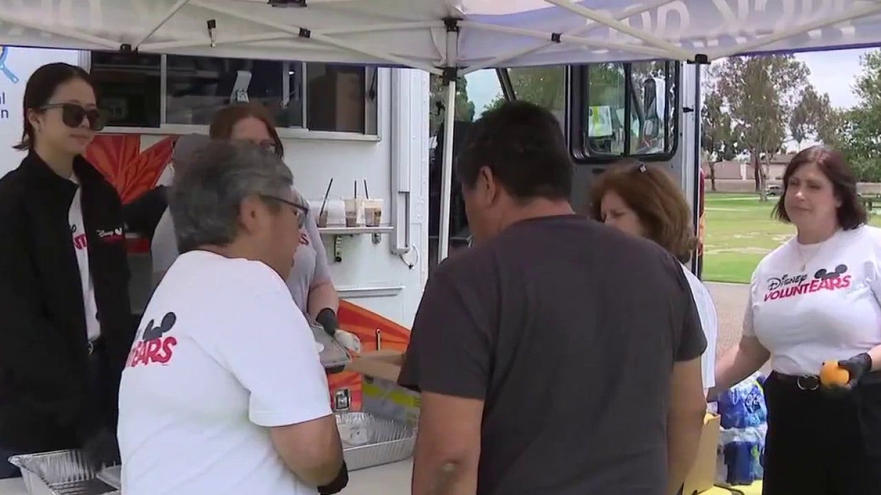 Families remain in shelters, car as evacuation orders continue in Garden Grove and Stanton