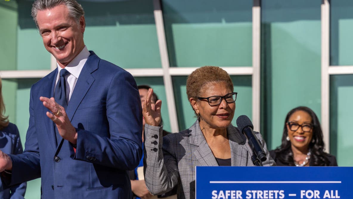 2026 LA mayor's race: Newsom endorses Bass for re-election