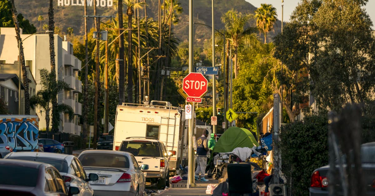 Hollywood group conducts independent homeless count amid concerns over LA tally