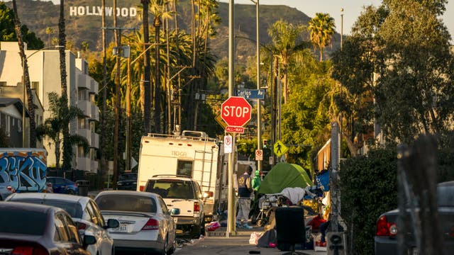 Hollywood group conducts independent homeless count amid concerns over LA tally