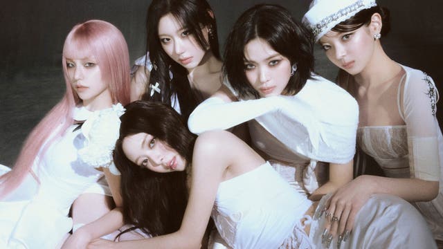 ITZY shares their “Motto" throughout their new mini-album  