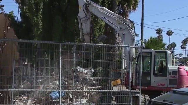 El Sereno residents fight 100-unit affordable housing project over lack of parking, permit violations