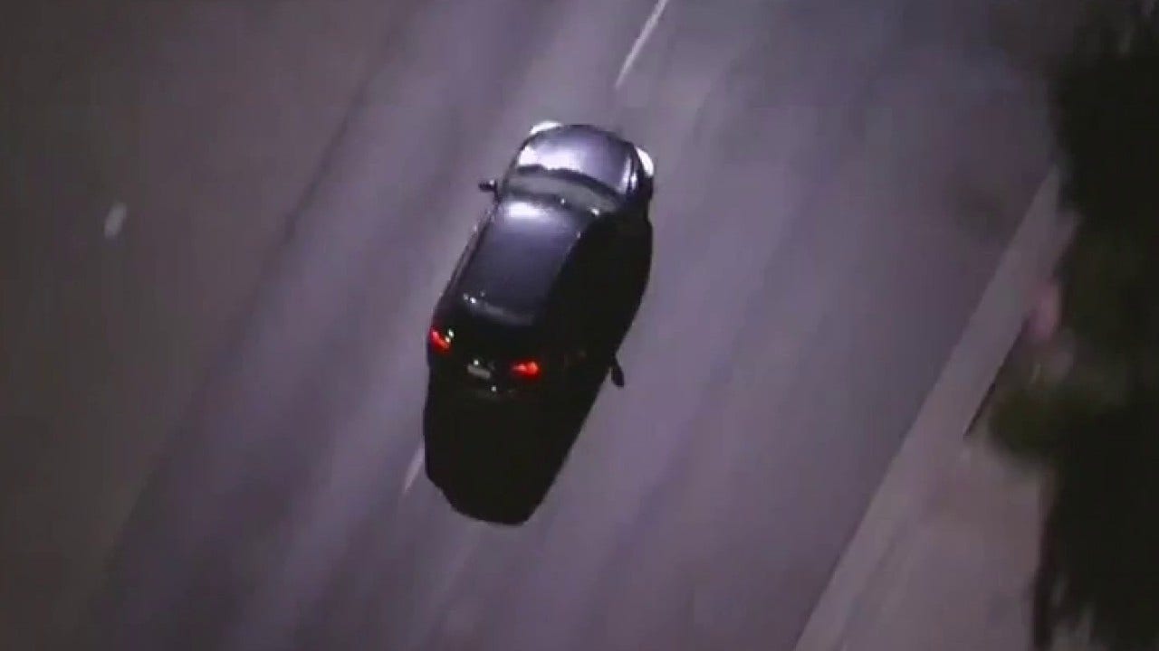 Possible DUI driver leads police chase across Los Angeles County
