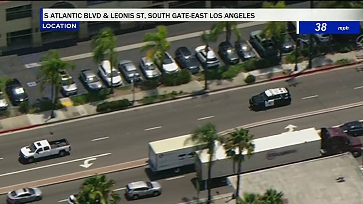 LIVE: Police chase underway in Los Angeles County