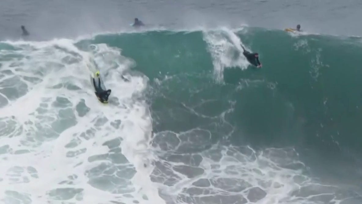 Dangerously high surf, strong rip currents hit Southern California coast