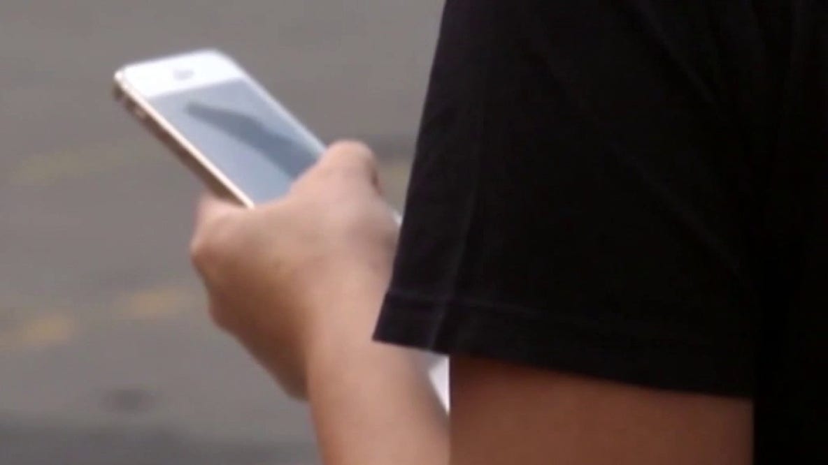 LAUSD adopts sweeping school screen time limits for upcoming academic year