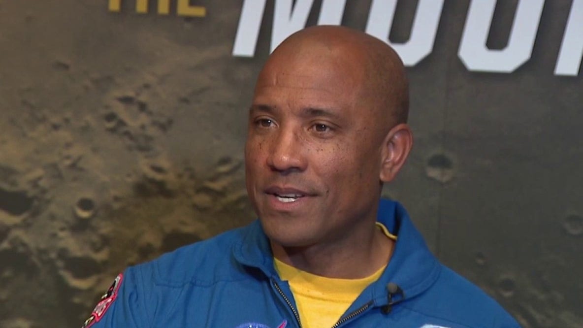 Astronaut Victor Glover, joined by his family, reflect on historic Artemis II mission at Cal Poly