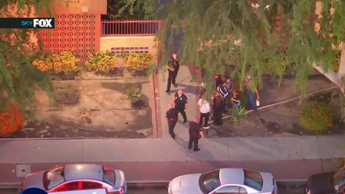 2 children, 1 adult found dead in shooting in Canoga Park