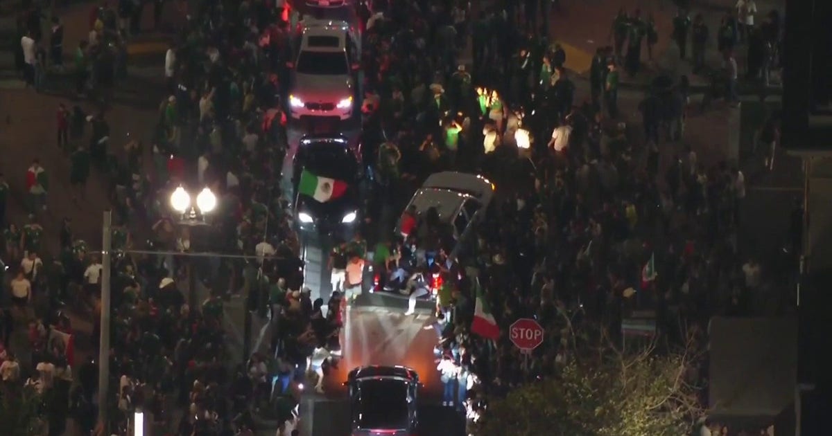 VIDEOS: Celebrations across Southern California after Mexico's FIFA World Cup group stage win