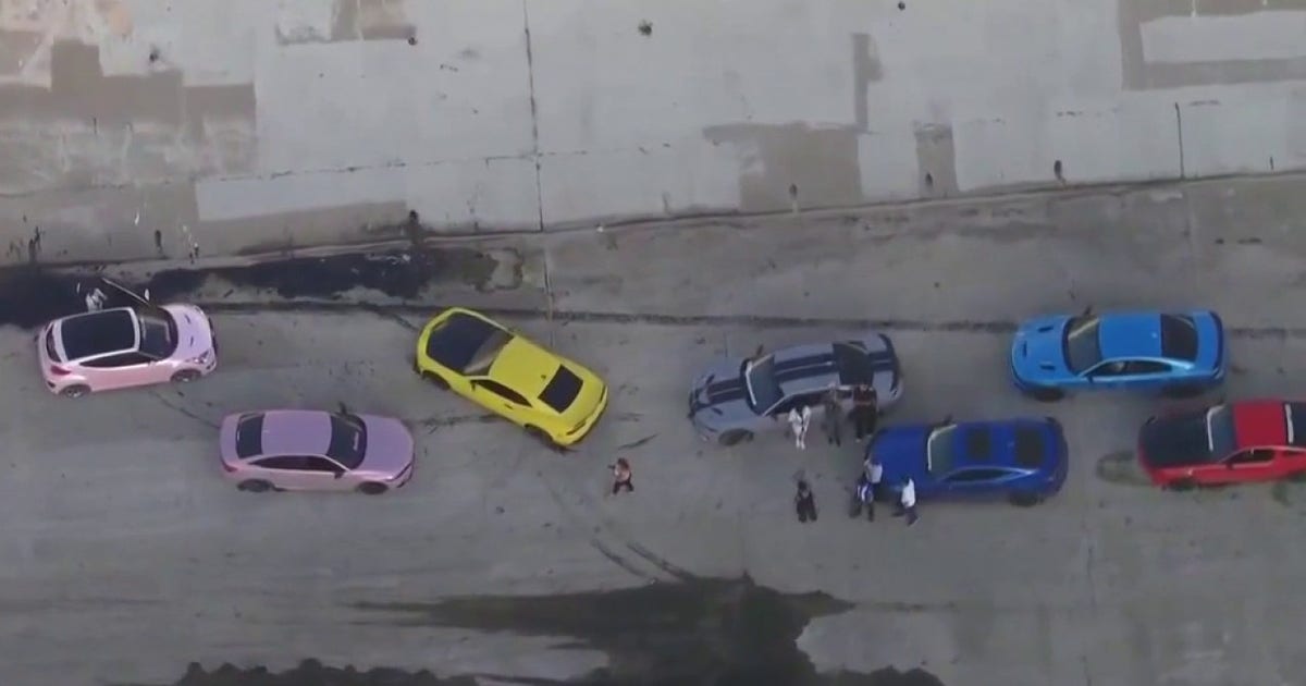 Drivers question LAPD towing 72 vehicles at Los Angeles River car meetup near Cypress Park