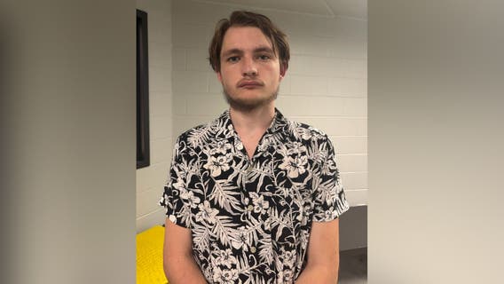 Palmdale man arrested by FBI for allegedly coercing, extorting girls online