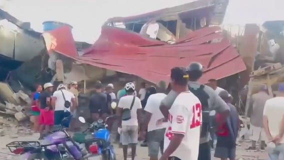 Venezuela earthquake death toll surges past 1,400 as tensions boil over slow rescue response