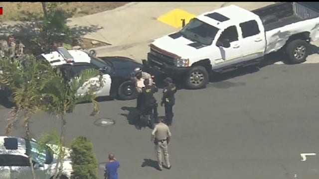 Pursuit suspect taken into custody in Lynwood