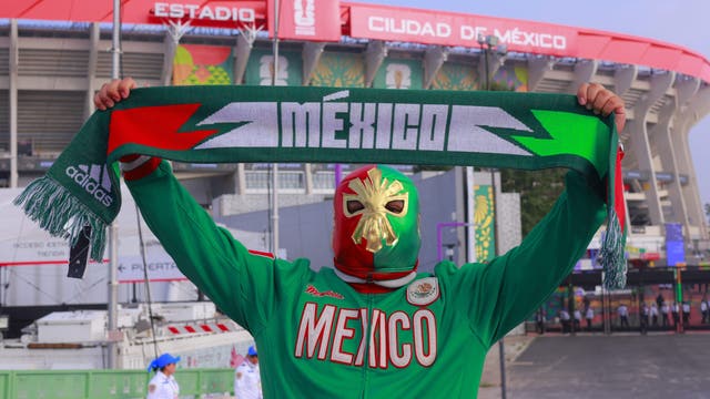 Mexico beats South Africa 2-0 in FIFA World Cup opener