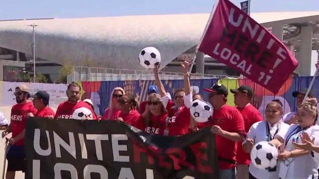 SoFi Stadium workers to vote on historic contract to avert World Cup strike
