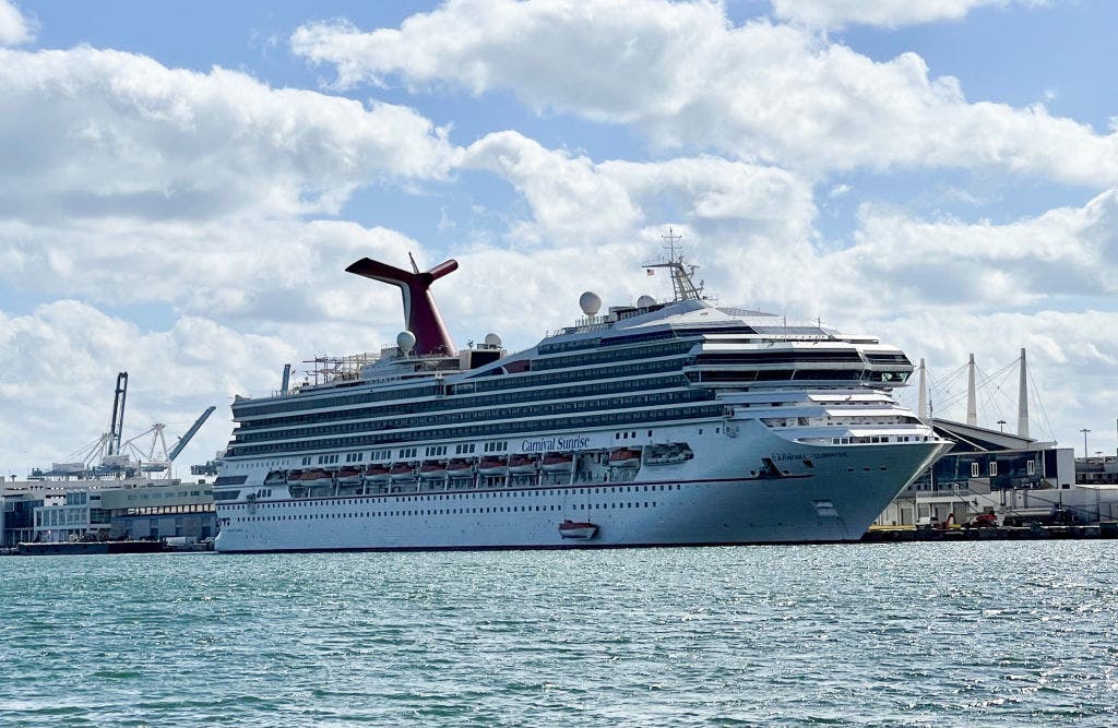 Carnival responds to viral video of passenger using fork for foot care