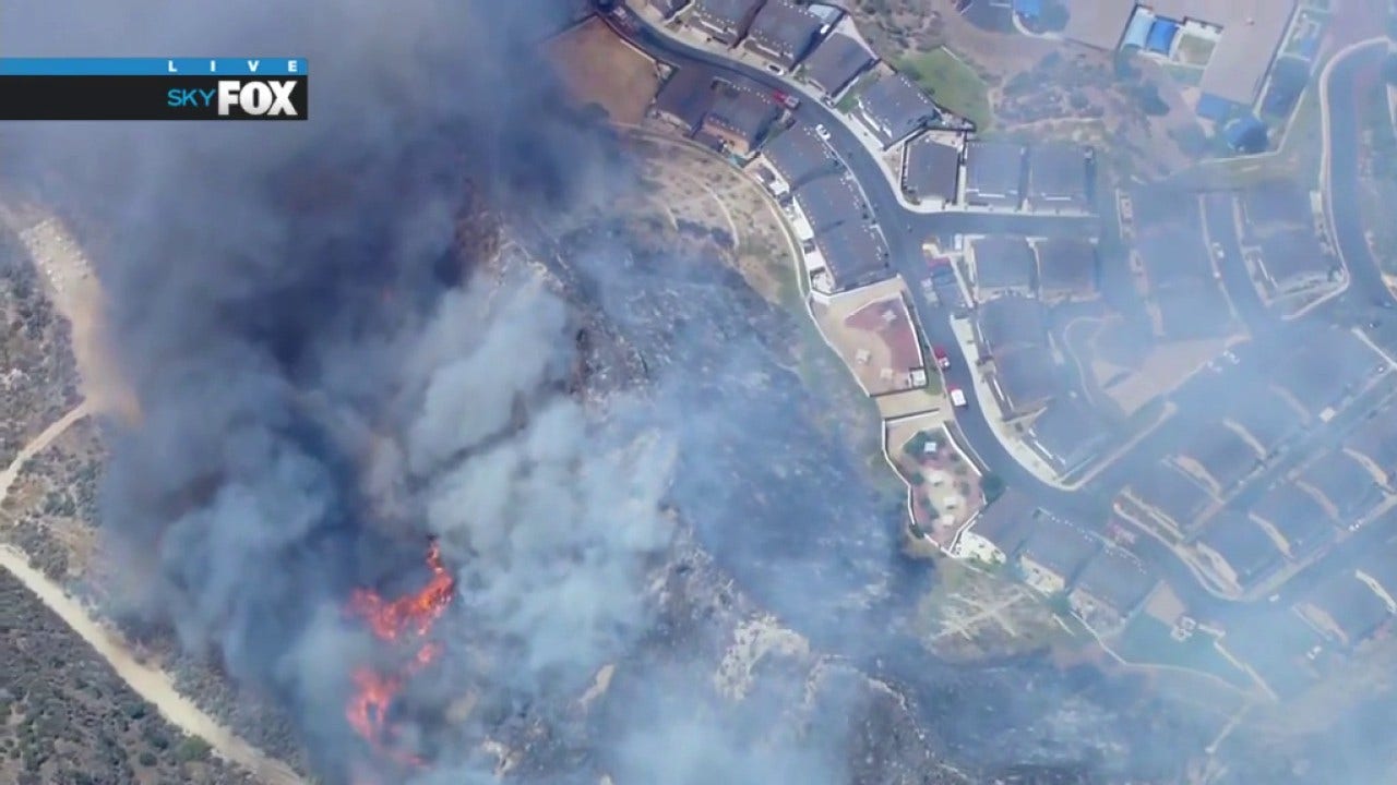 Pointe Fire in Santa Clarita triggers evacuation warning