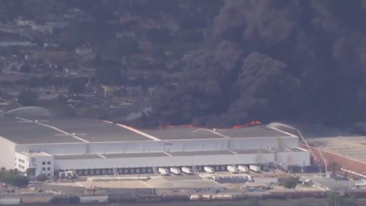 Boyle Heights town hall tonight: Bass, Lineage to face residents over warehouse fire