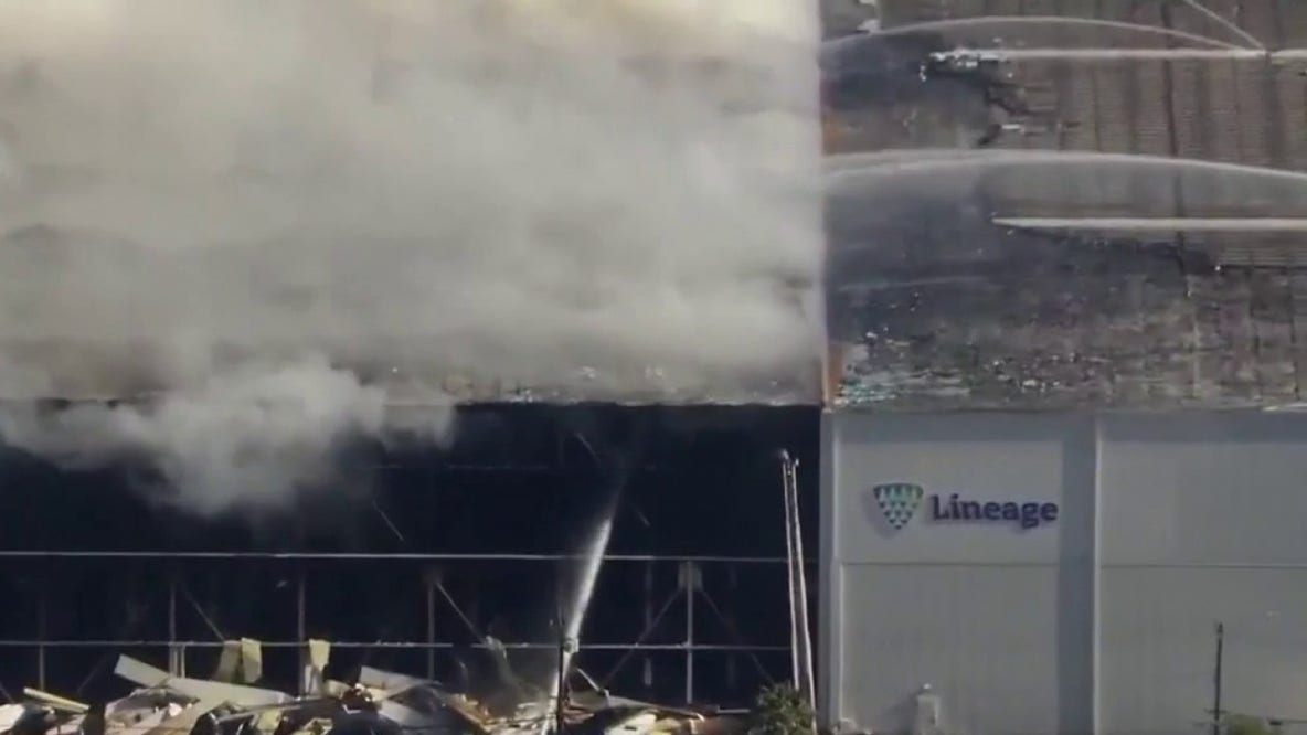 Boyle Heights residents demand Lineage shutdown amid rats, rotting food stench in fire aftermath