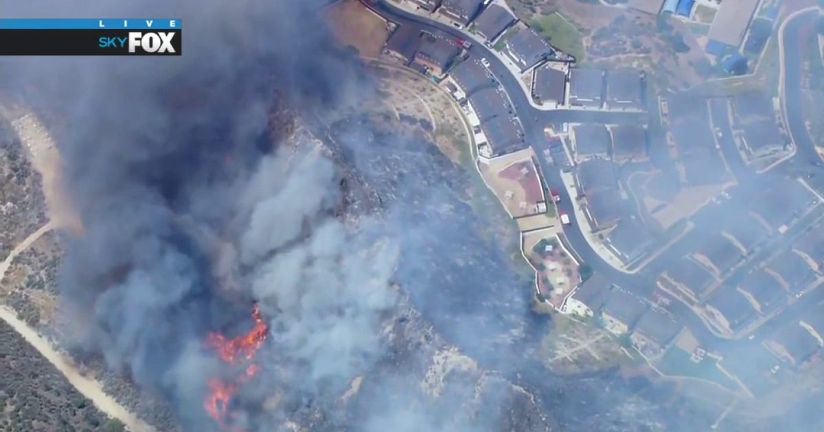 Pointe Fire: Firefighters save Santa Clarita neighborhood after fire erupts amid heat wave