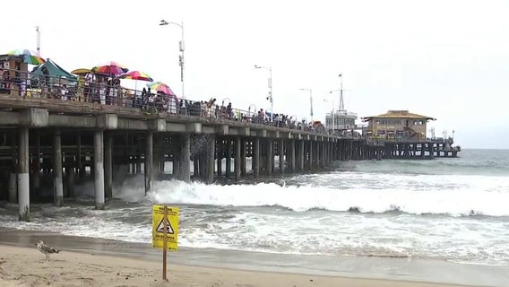 Bacteria warnings issued as millions head to Los Angeles County beaches