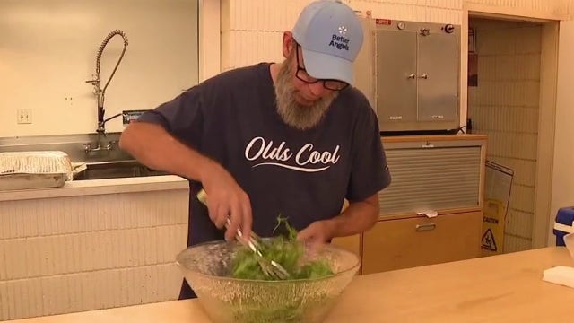 TikTok chef Kevin Ashton serves hundreds of people experiencing homelessness in Hollywood