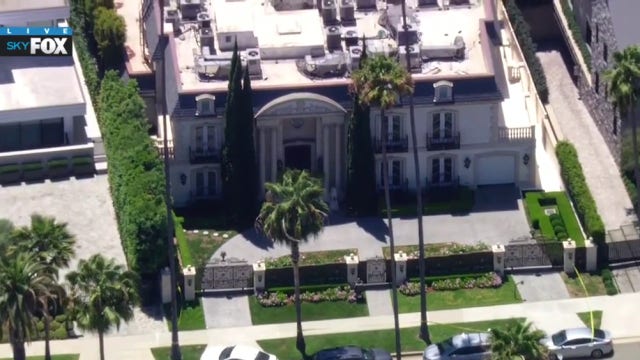FBI executes search warrant at Beverly Hills mansion
