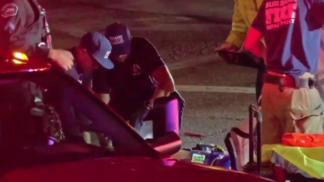 1 killed, 1 critically injured in Burbank electric motorcycle crash