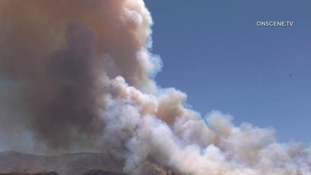 Summit Fire explodes to 1,600+ acres near LA County line, evacuations ordered