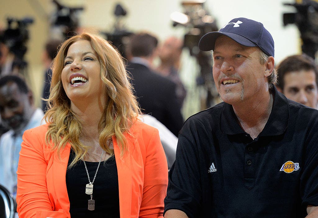Buss family sells remaining Lakers stake following Bob Iger, Josh Kushner deal