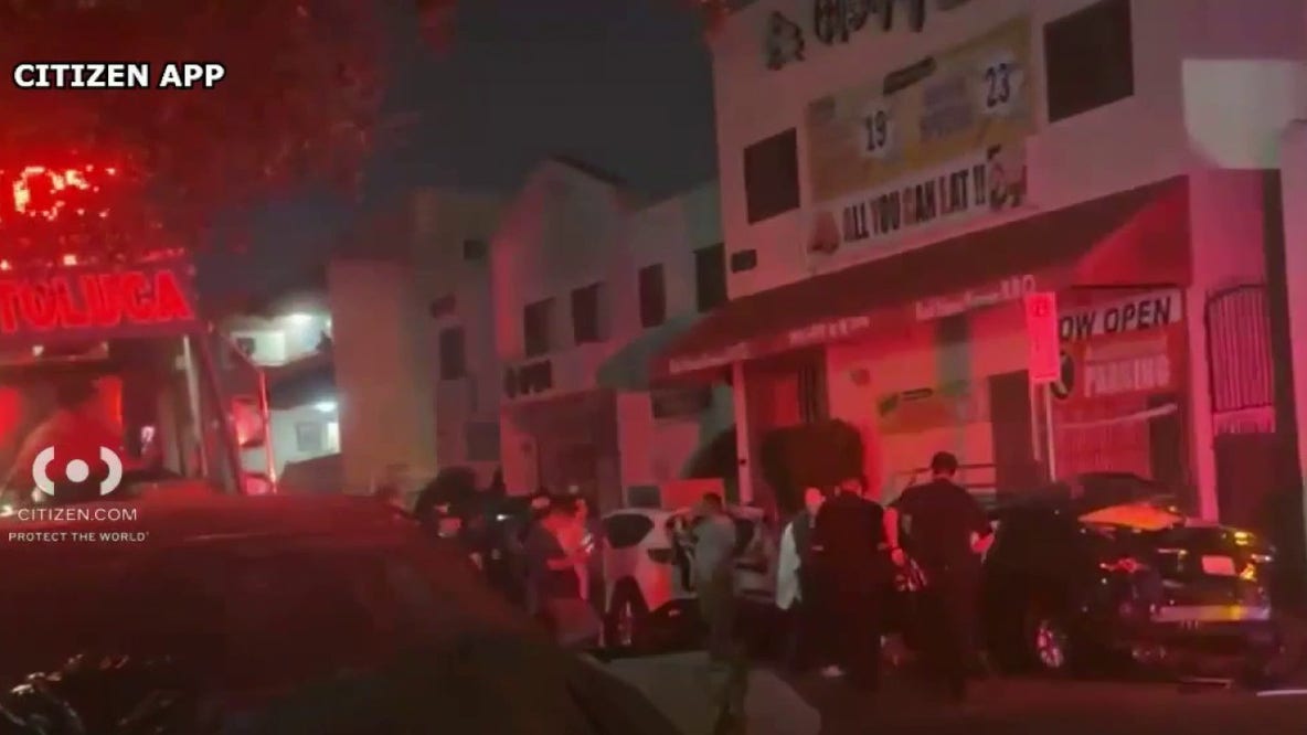 1 killed, 1 hospitalized in suspected DUI crash in Koreatown