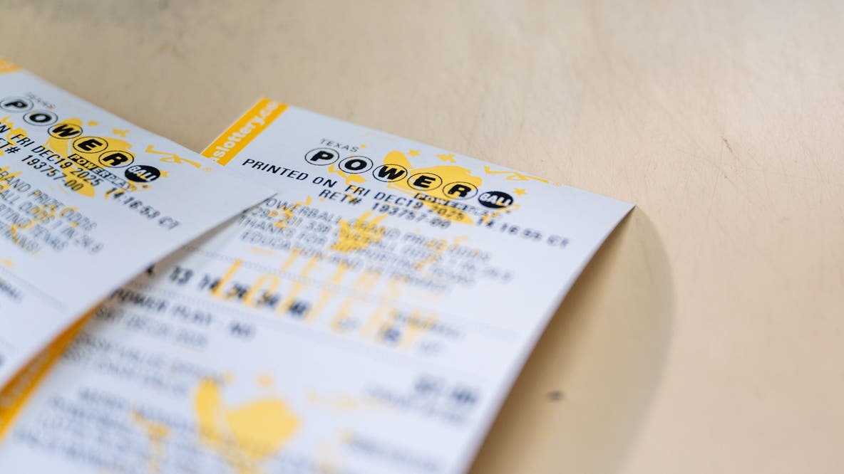 Powerball player in Illinois wins $1 billion jackpot